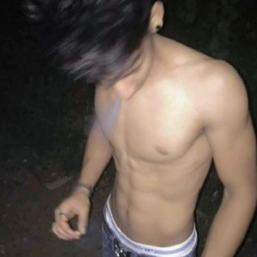 S̊ůn̊n̊ẙ j̊o̊ẙå