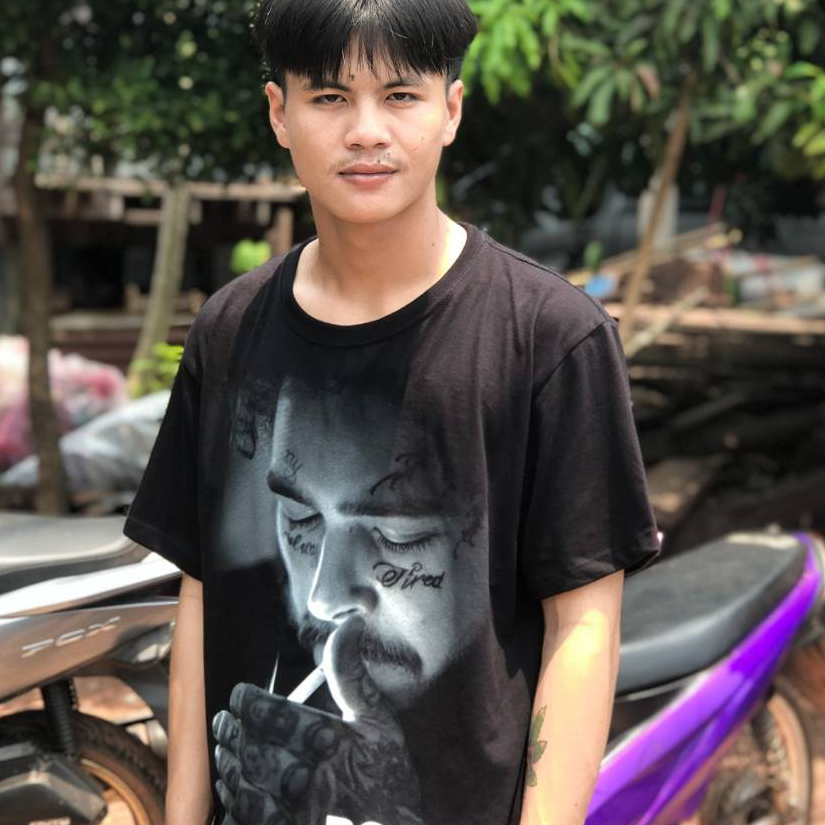 ชีพชนก มุ้งเอื้อกลาง