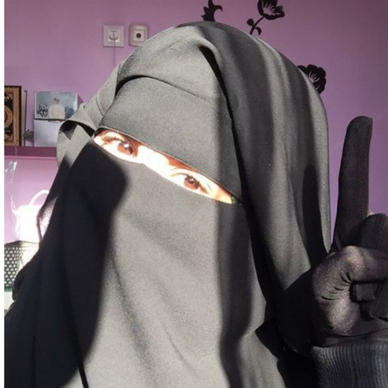 𝕾𝖔𝖋𝖎𝖞𝖆 𝕾𝖍𝖆𝖎𝖐 