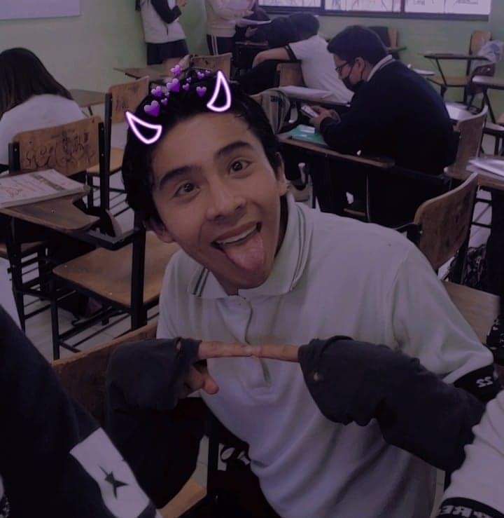 ᴋʀɪsᴛɪᴀɴ⚣︎☠︎︎