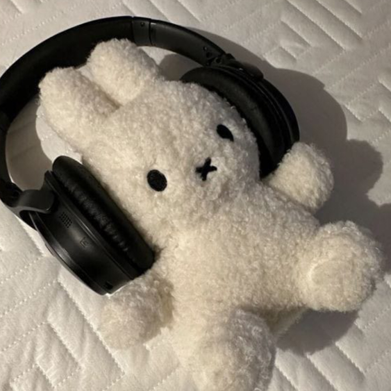 Mìkáa L𝘺ônerë
