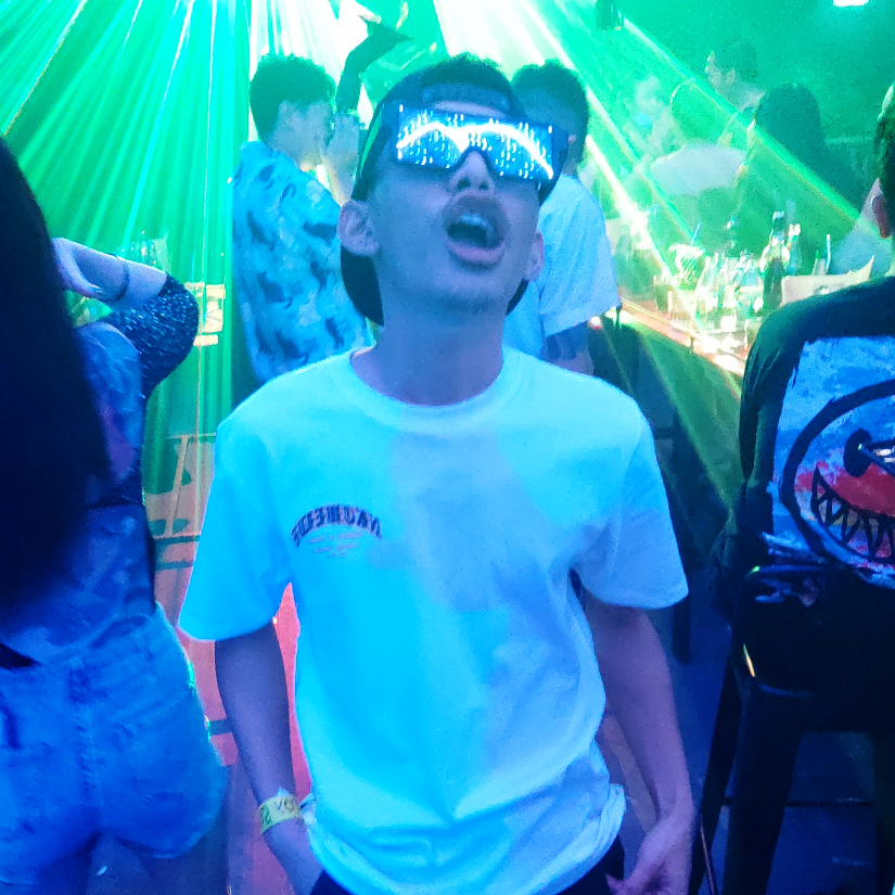 ธนกฤต พุลผ่าน