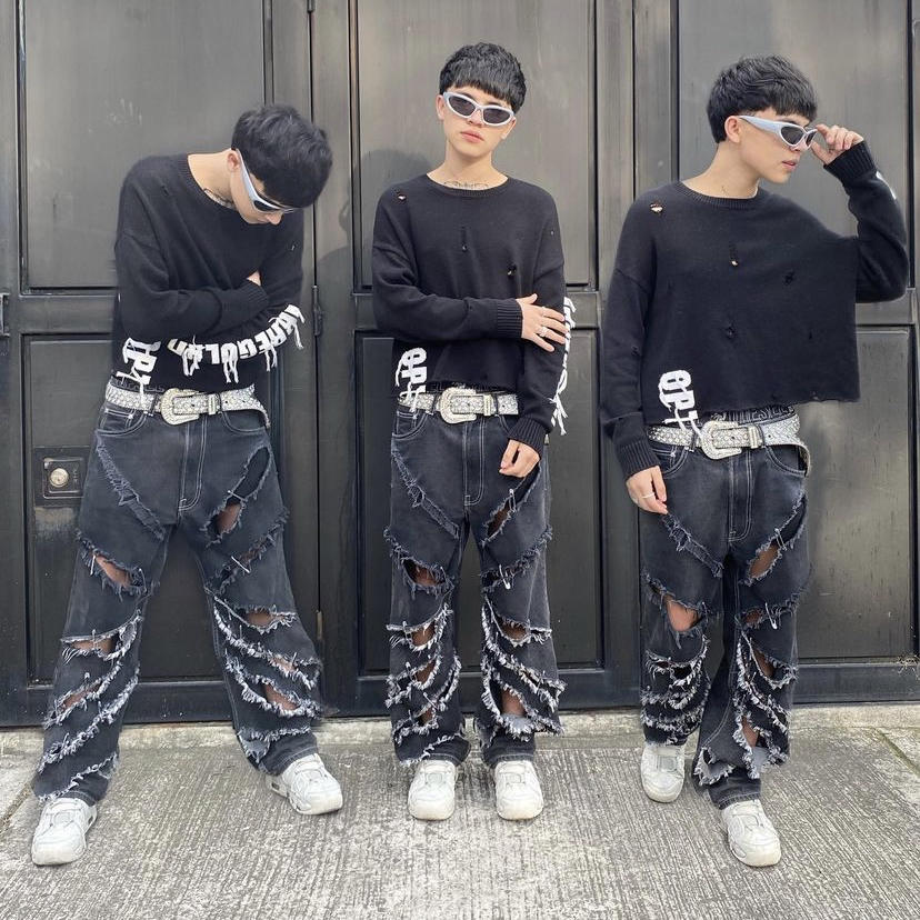 SᴛʀᴀɴɢᴇHᴜᴍᴀɴ