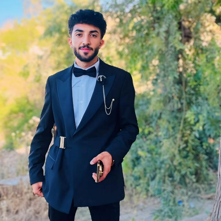 Ahmad
