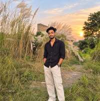দুষ্টু ছেলে