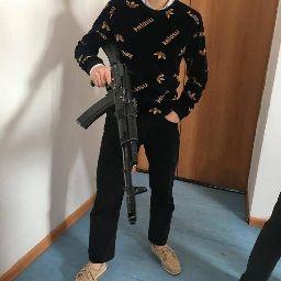 Shohjaxon Ma'muraliyev
