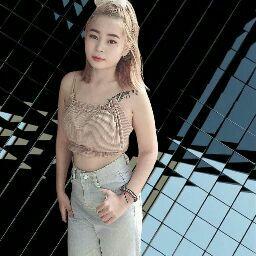 อําพร ชํานาญจันทร์