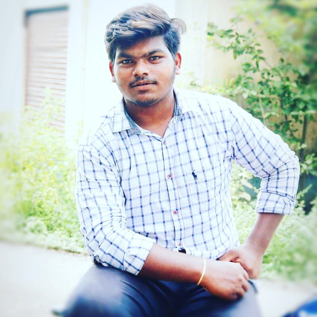 Kotesh Middle class abbayi