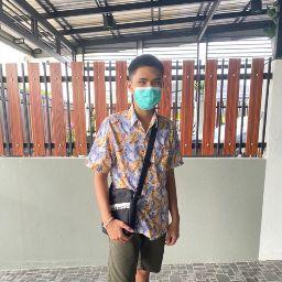 ธนกร สมัครพงศ์