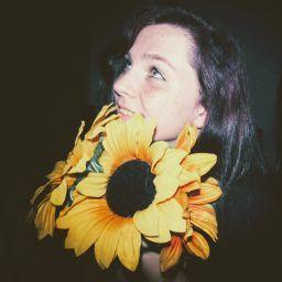 Davina Sunflower