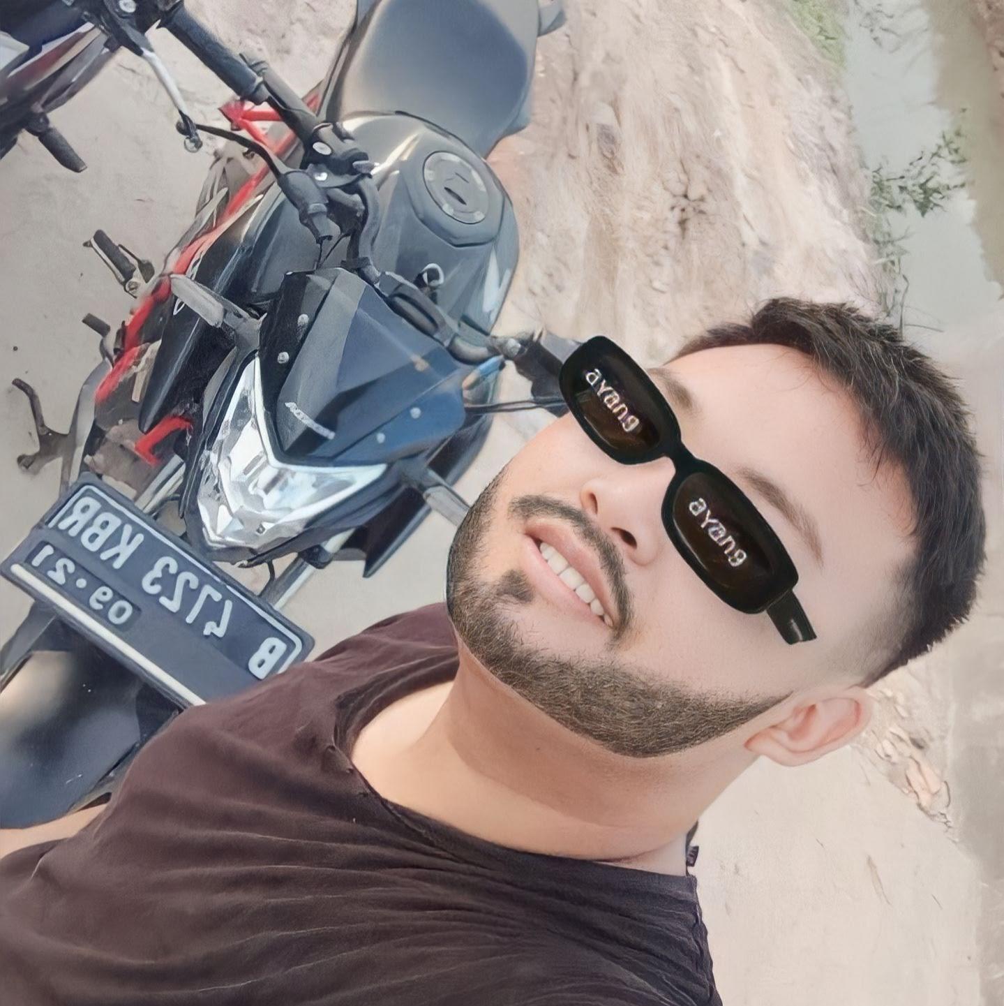 HAILAN NAYORA