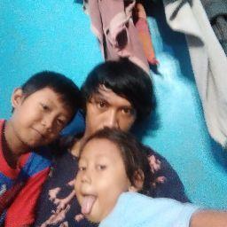 eoejiejeAmin Hidayat