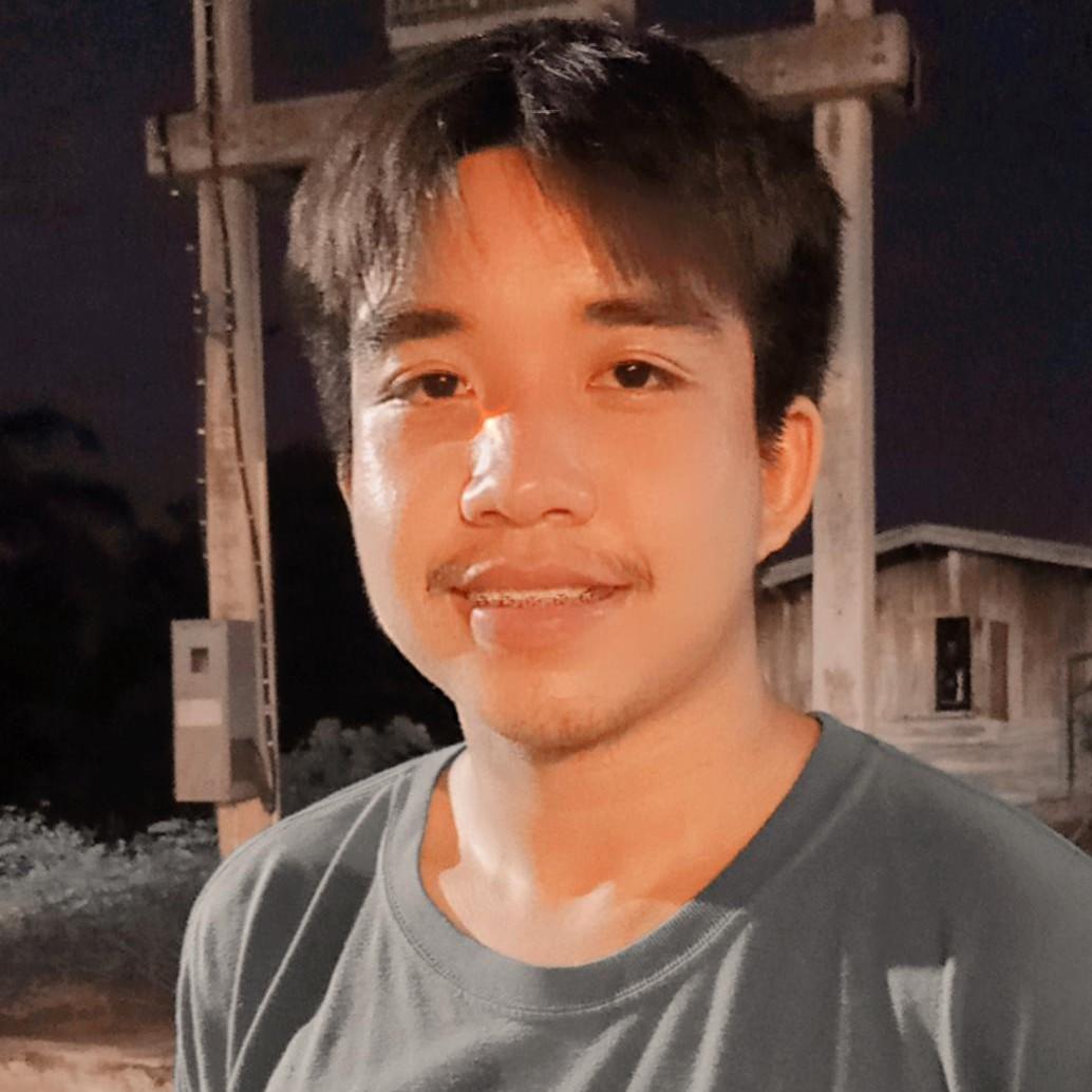 นายจักรกฤษณ์ วิโรจน์ทรวงศ์