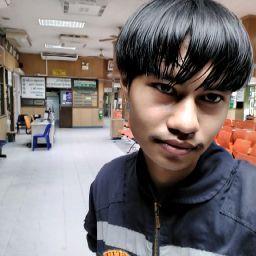 รชานนท์ เลิศเเล้ว