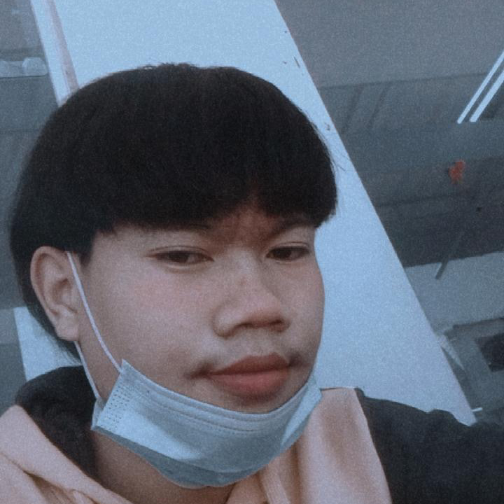 ฟีม หล่อ