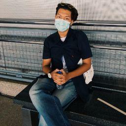 ธีรพงษ์ ระวังชื่อ