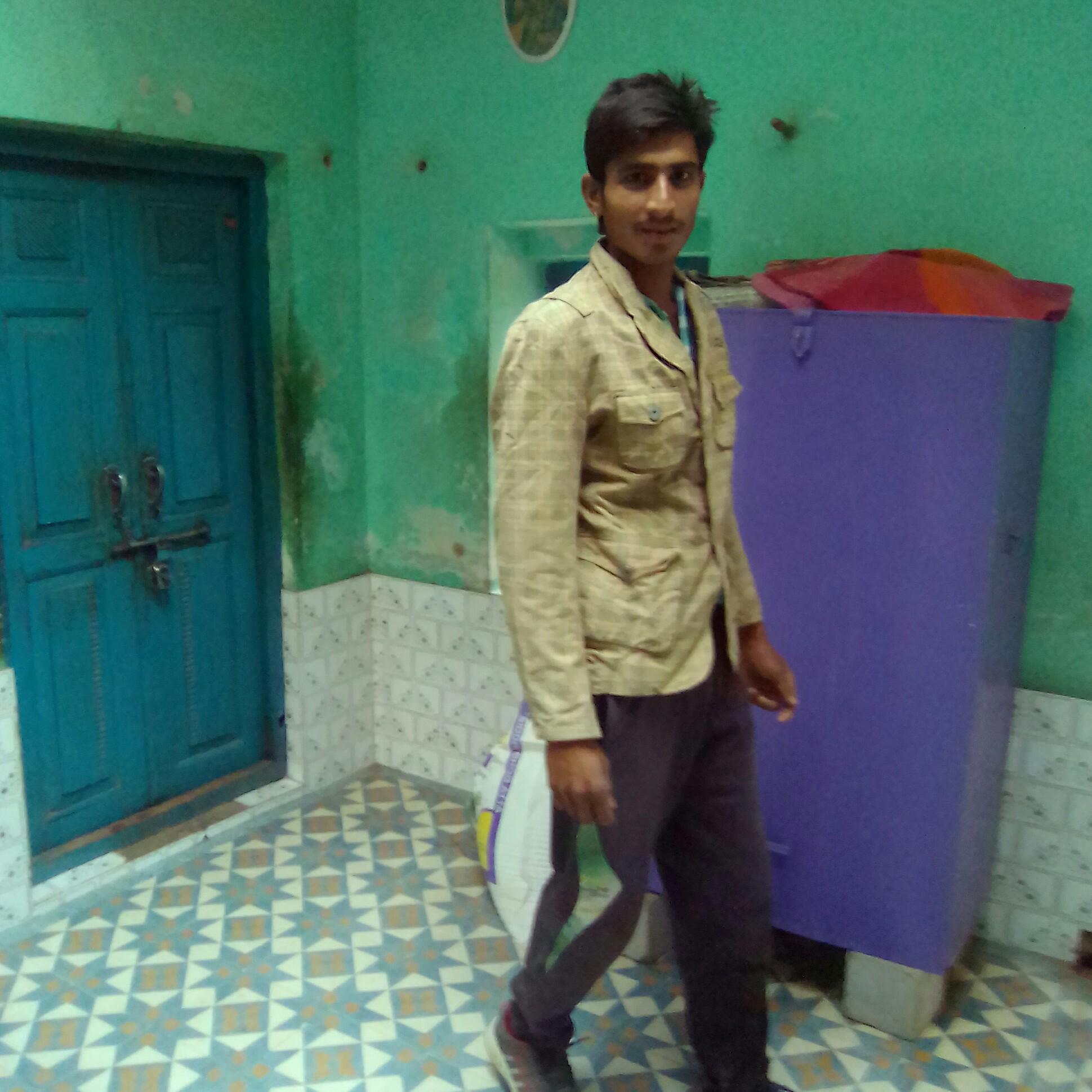 Dhiru Banna