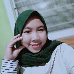 Selvia Tari