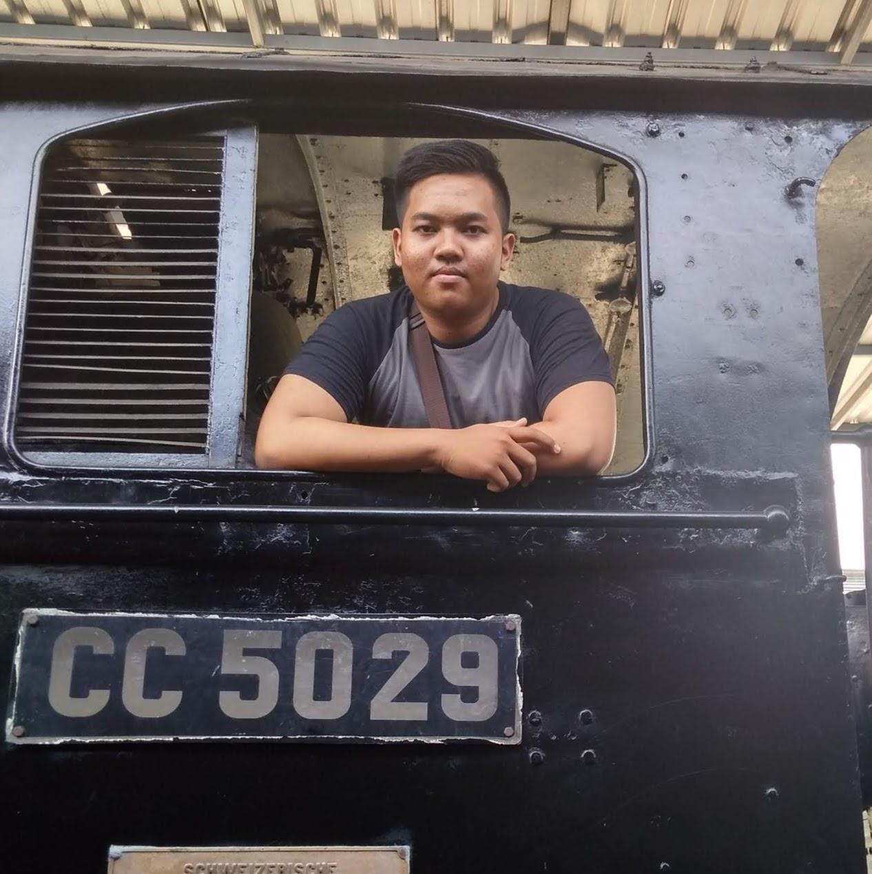 Enggar Aditya