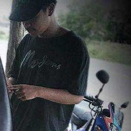 005 ธีรัตม์